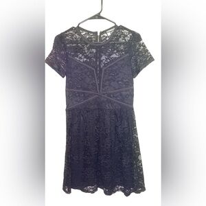 Express Lace Dress Size S